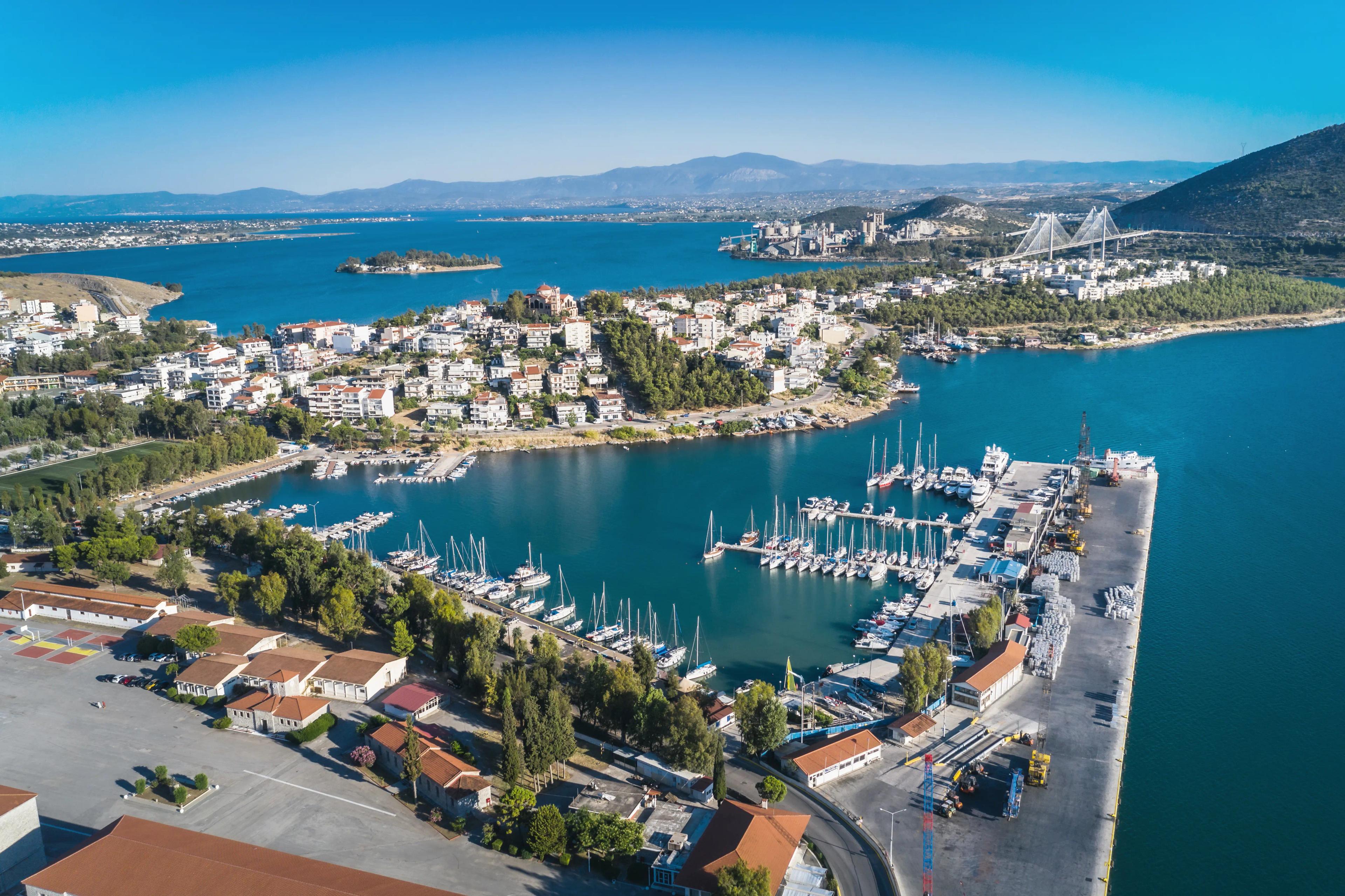 Shutterstock 1872021148