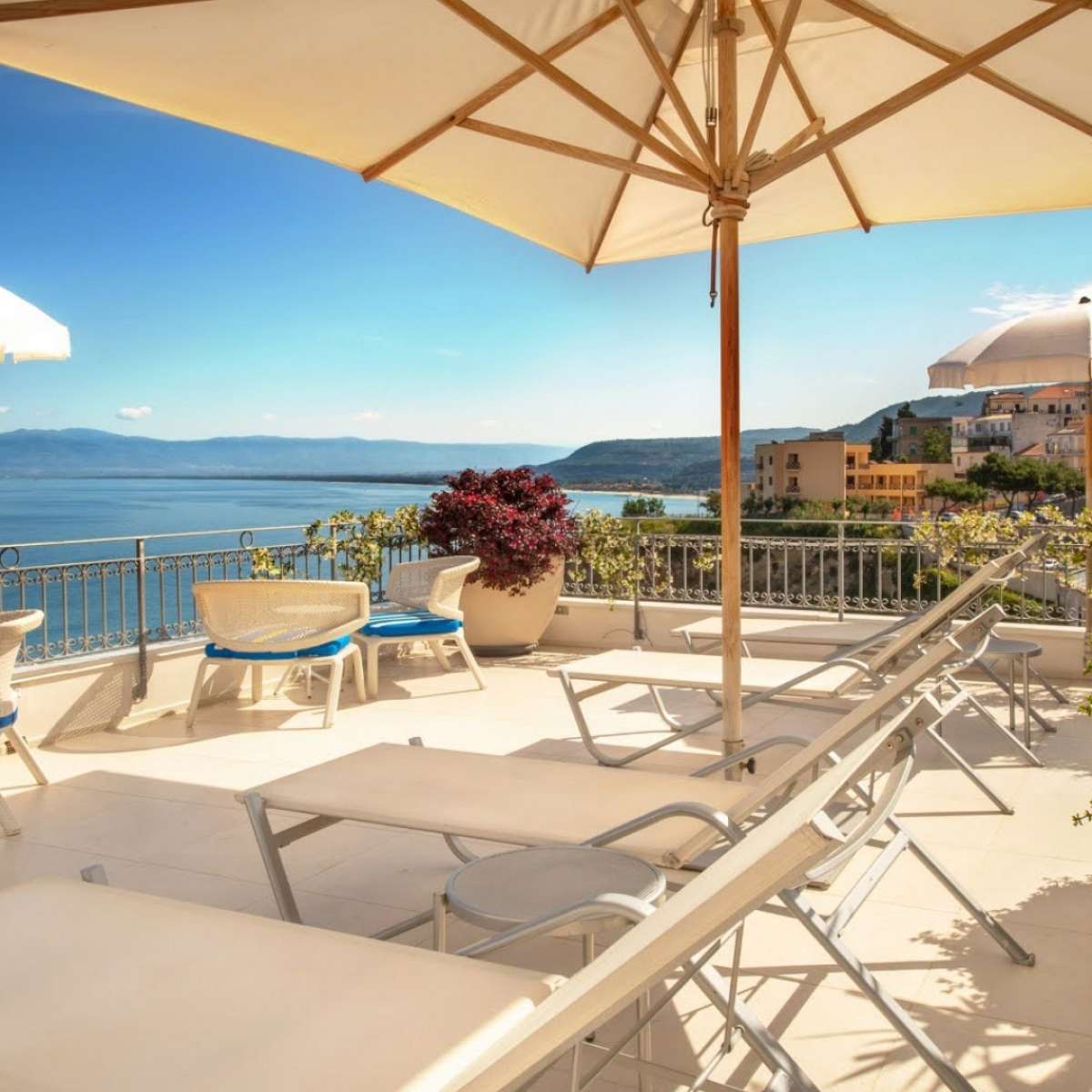 Piccolo Grand Hotel m/morgenmad